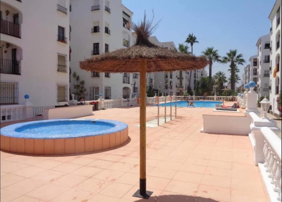 Piso Playa Malaga Apartment San Luis de Sabinillas Exterior photo